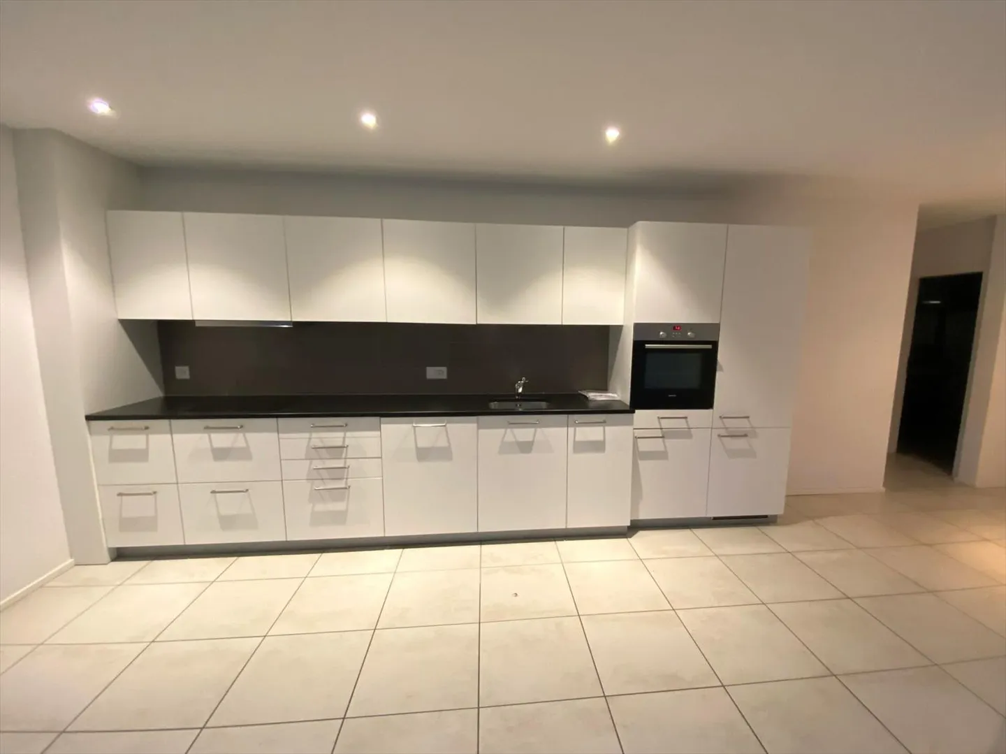 Wunderschöne neue 4,5-Zimmer-Wohnung mit Terrasse - Foto 1 von 5
