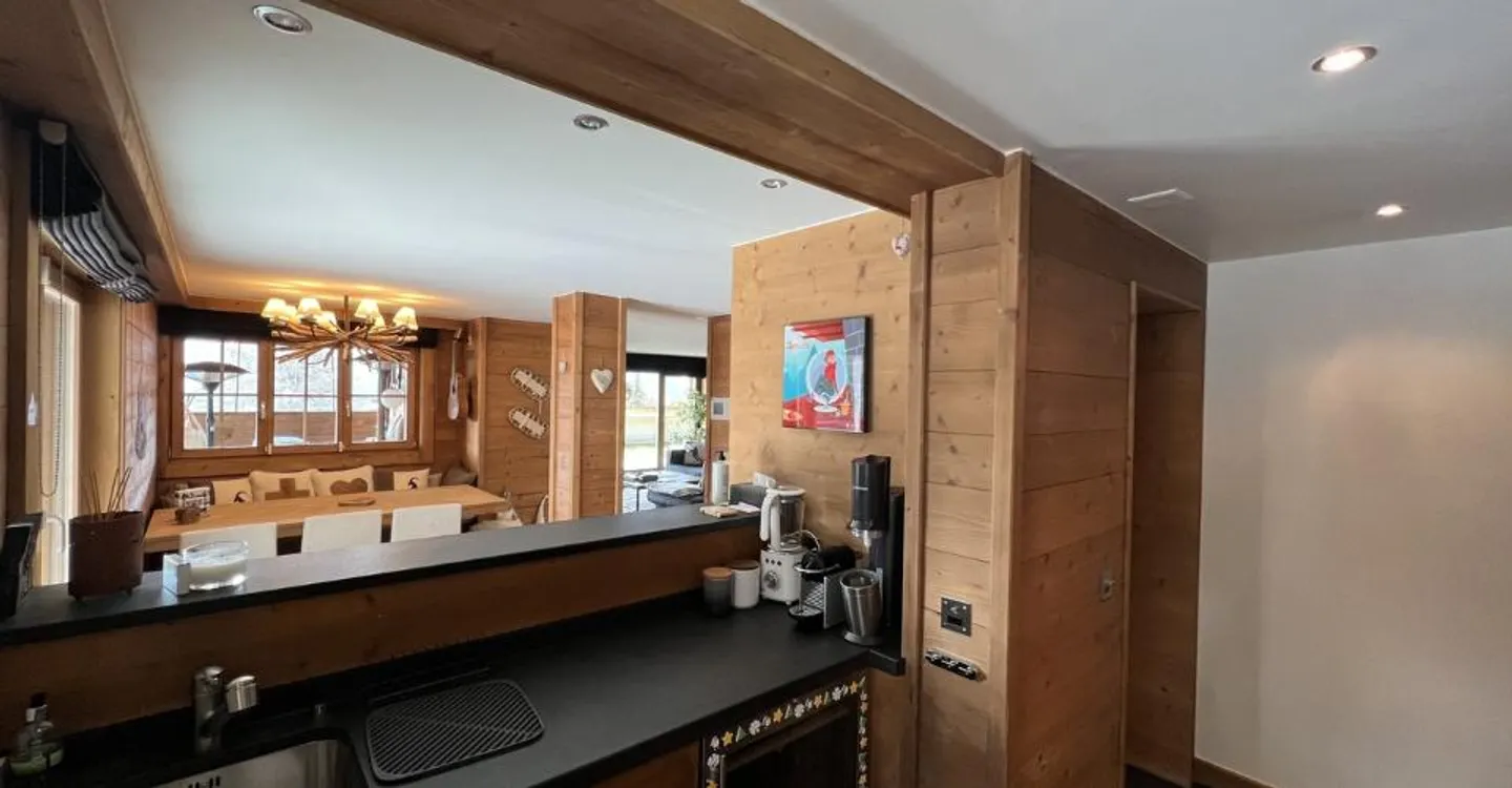Esclusività: magnifico appartamento al piano giardino in una residenza di prestigio - Foto 5 di 10