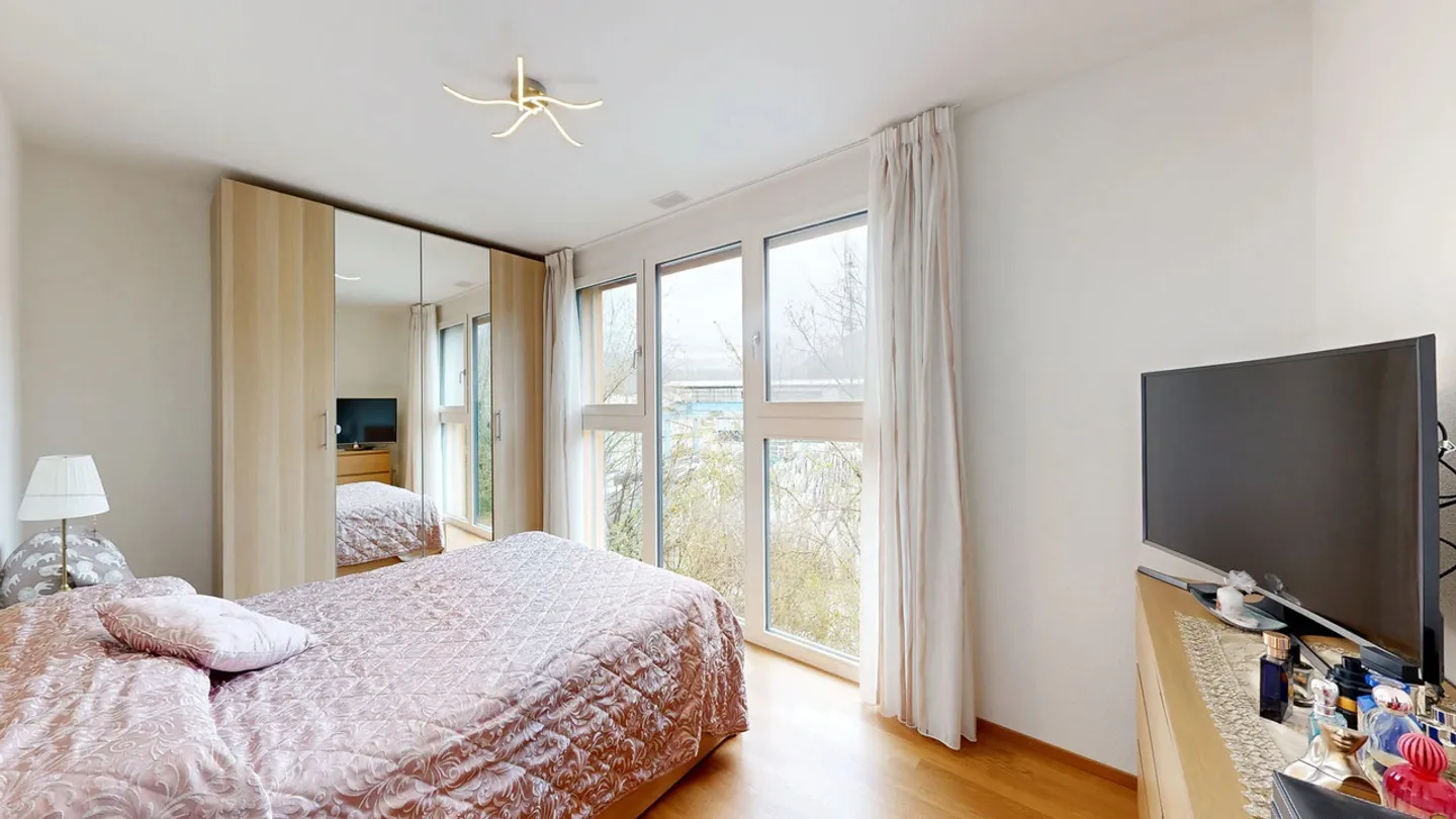 Bungalow moderno con balcone - Foto 6 di 13