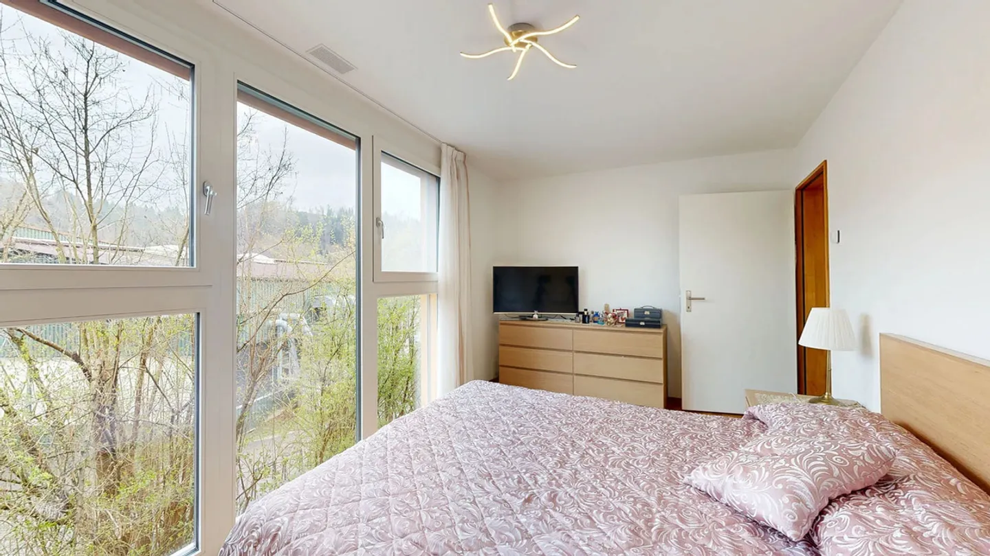 Bungalow moderno con balcone - Foto 7 di 13