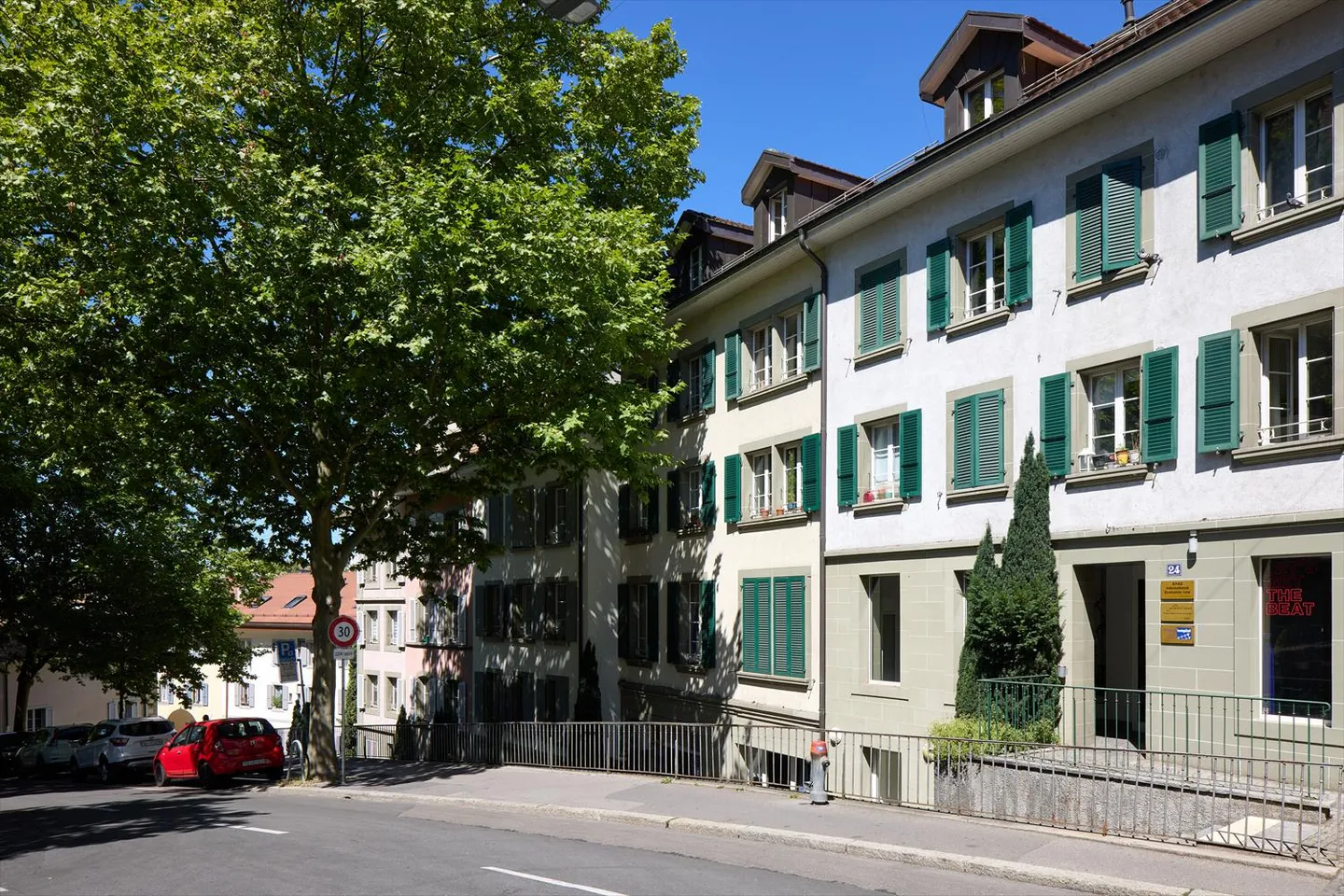 2.5 Room Apartment - Photo 2 of 4