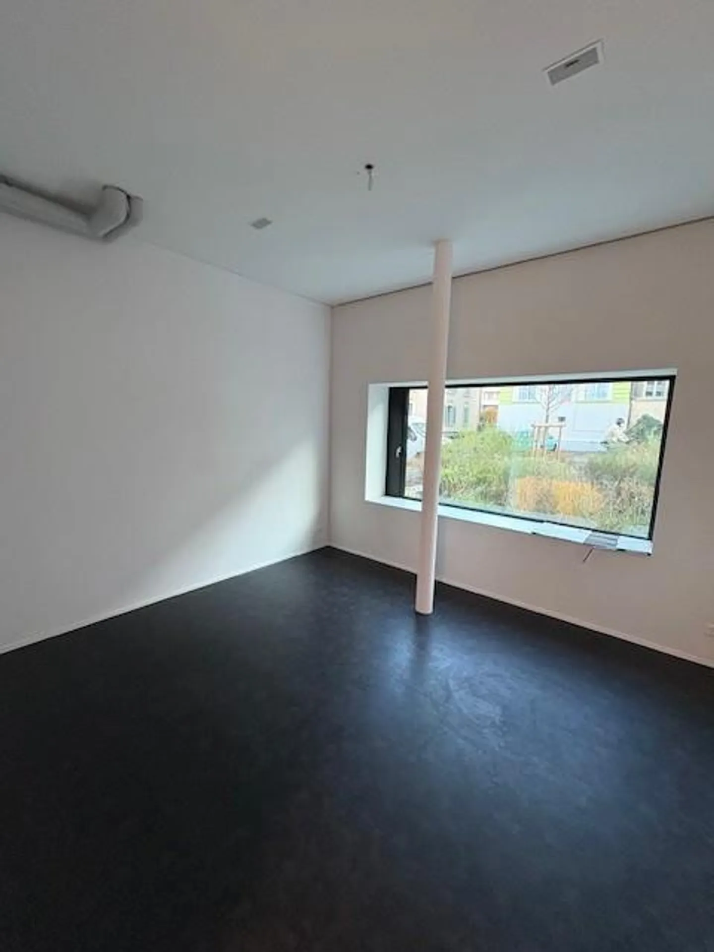 Kreativer Atelierraum zu Vermieten - Foto 4 von 6