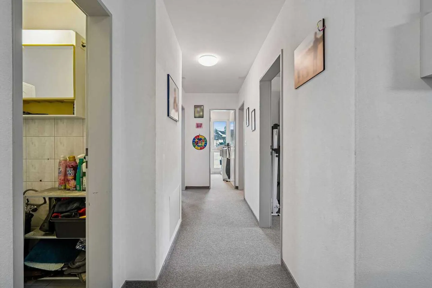 5.5-Room Apartment with High Living Quality - Photo 8 of 13