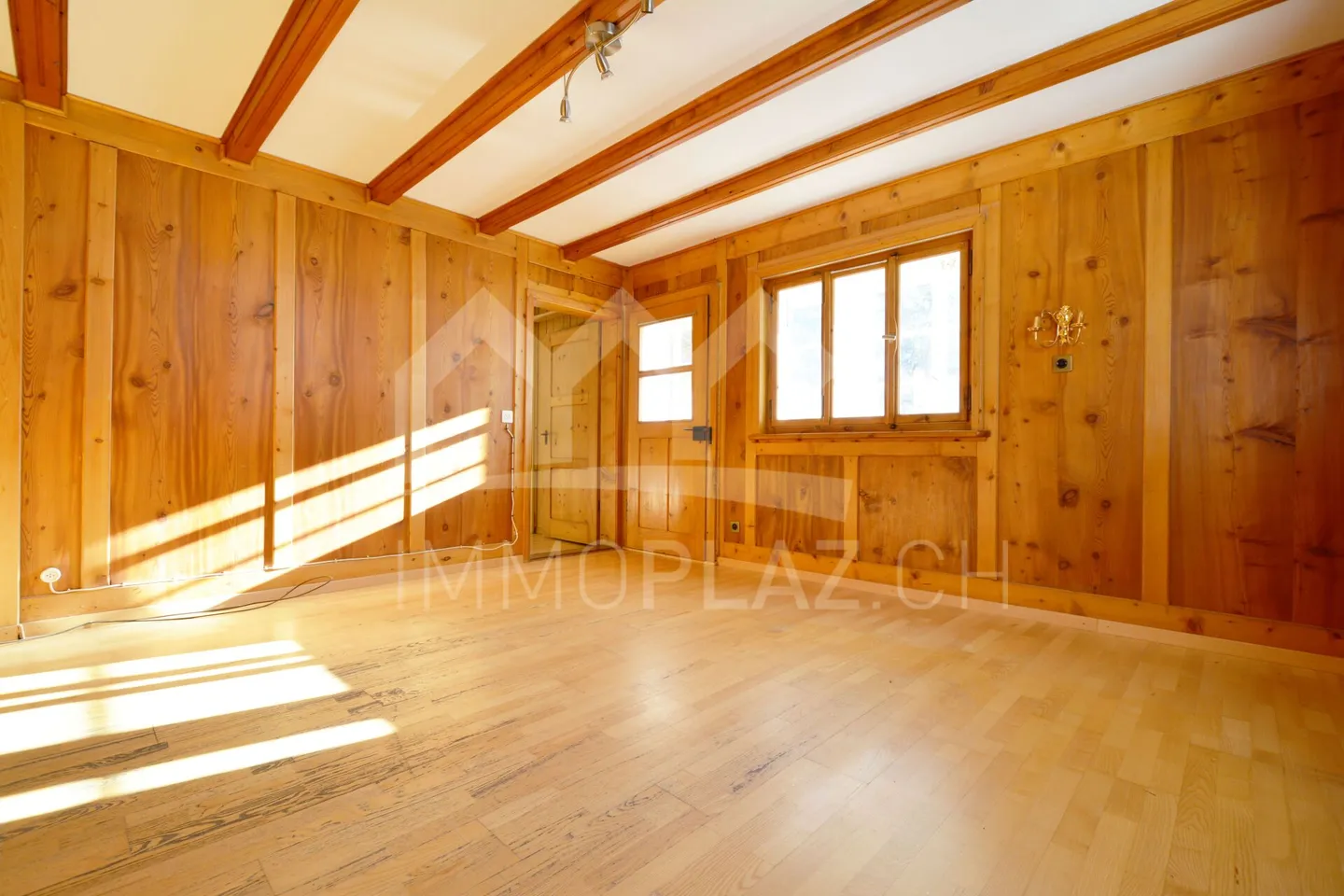 Maison bifamiliale avec potentiel d'aménagement près de Savognin - Photo 7 sur 10