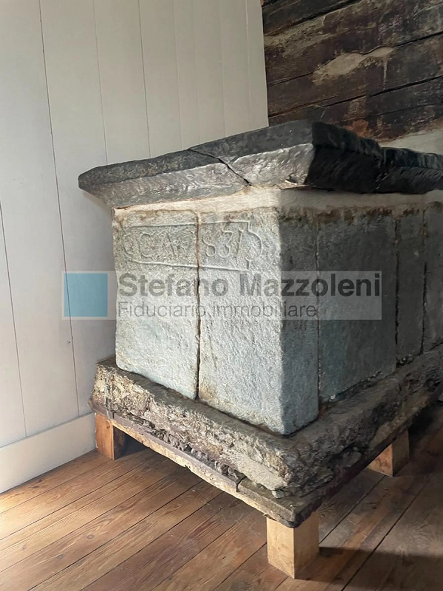 Historic Leventinese Residence: Tradition and Nature - Photo 5 of 19