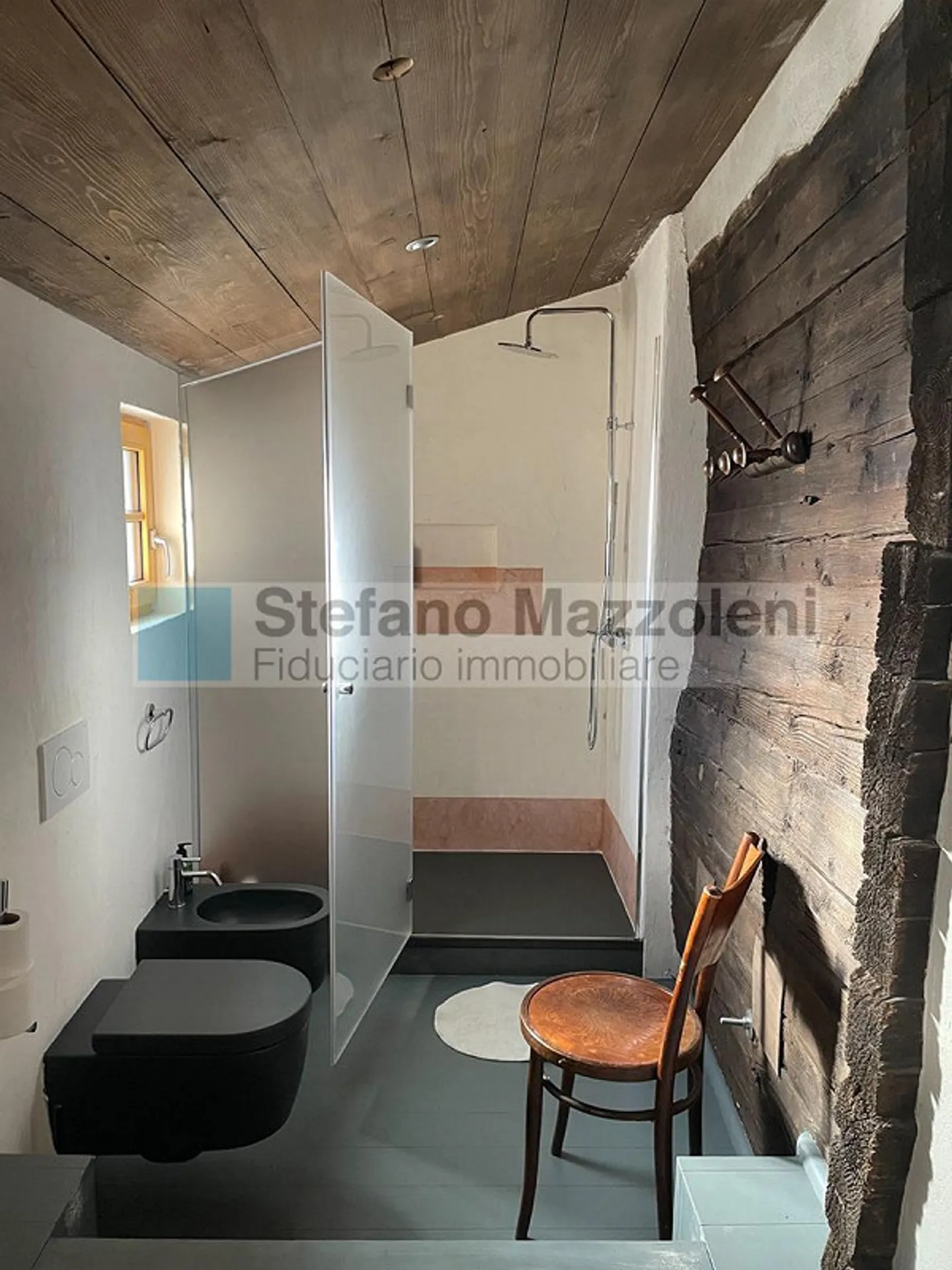 Historic Leventinese Residence: Tradition and Nature - Photo 8 of 19