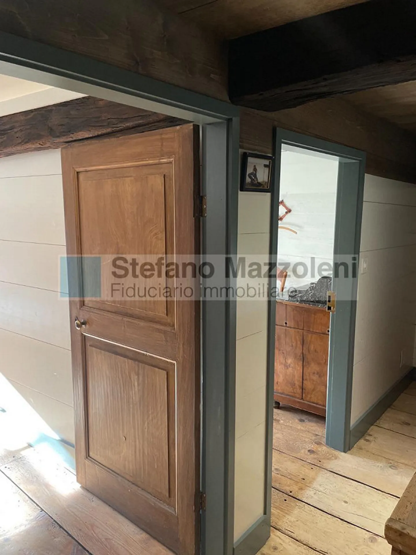 Historic Leventinese Residence: Tradition and Nature - Photo 9 of 19