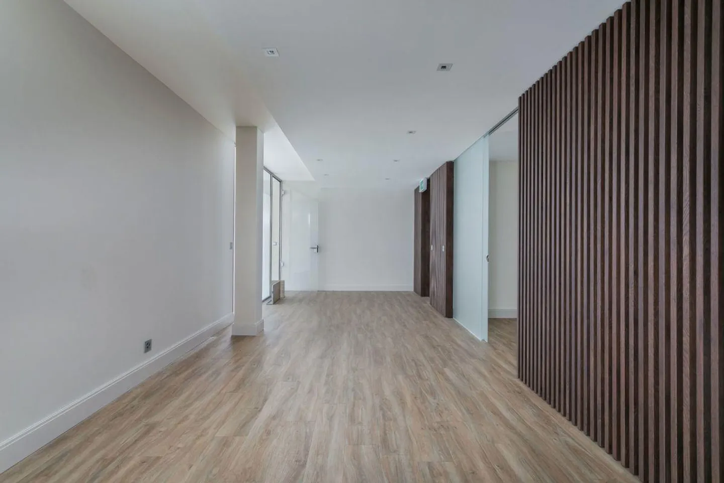 Exklusive Bürofläche - Bezugsbereit! - Foto 4 von 8