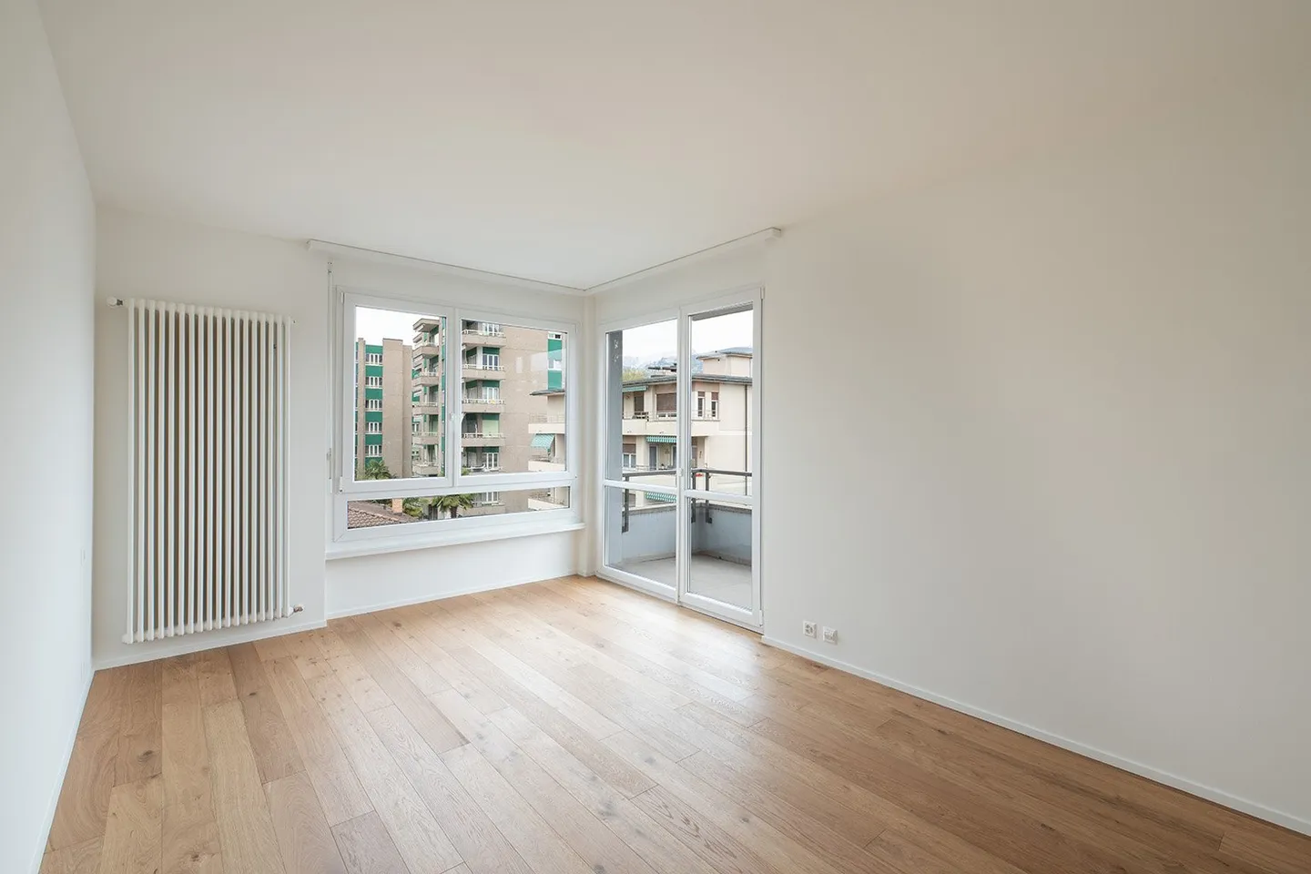 Attique avec 6,5 pièces et vue panoramique sur la ville de Lugano - Photo 10 sur 17