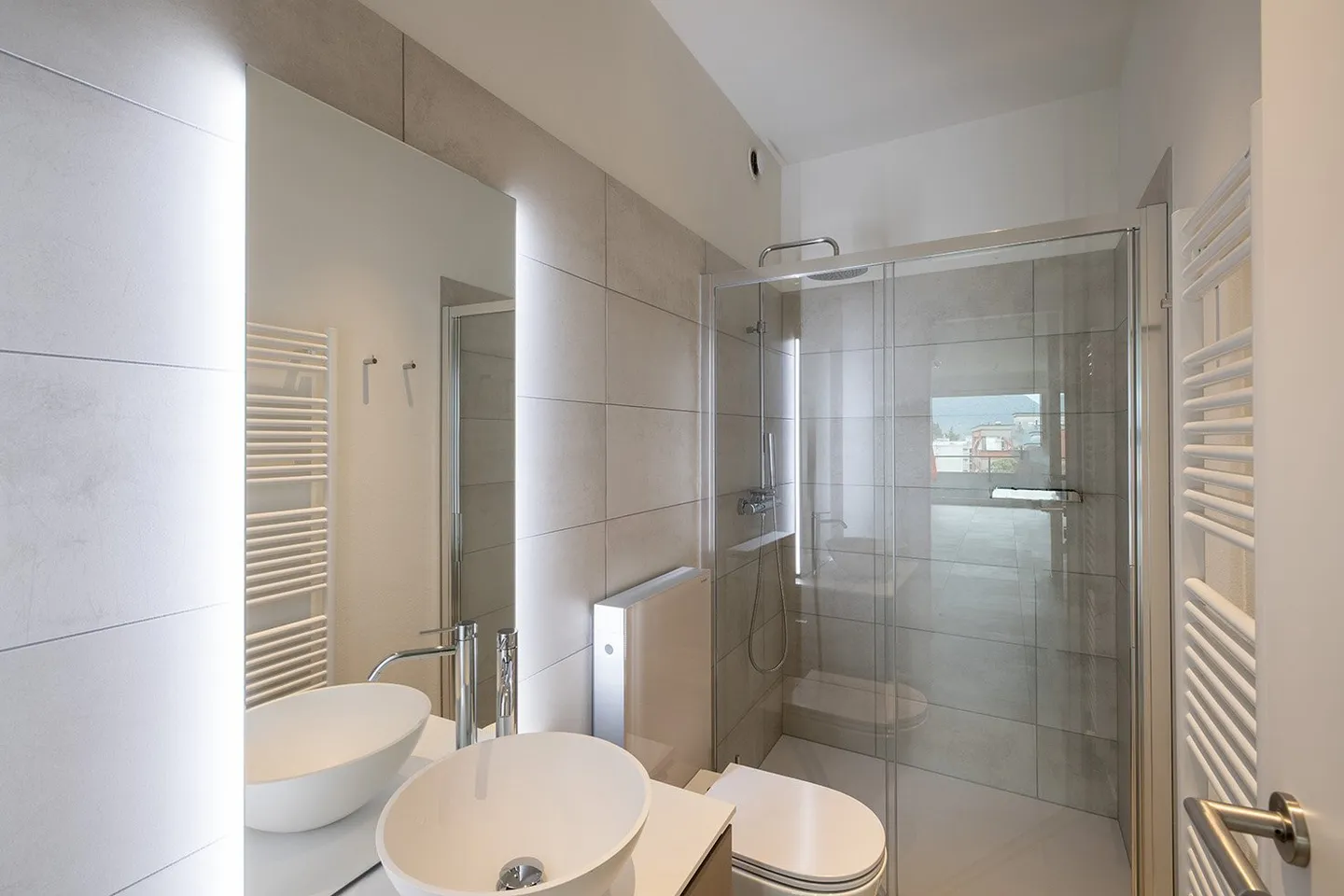 Attique avec 6,5 pièces et vue panoramique sur la ville de Lugano - Photo 11 sur 17