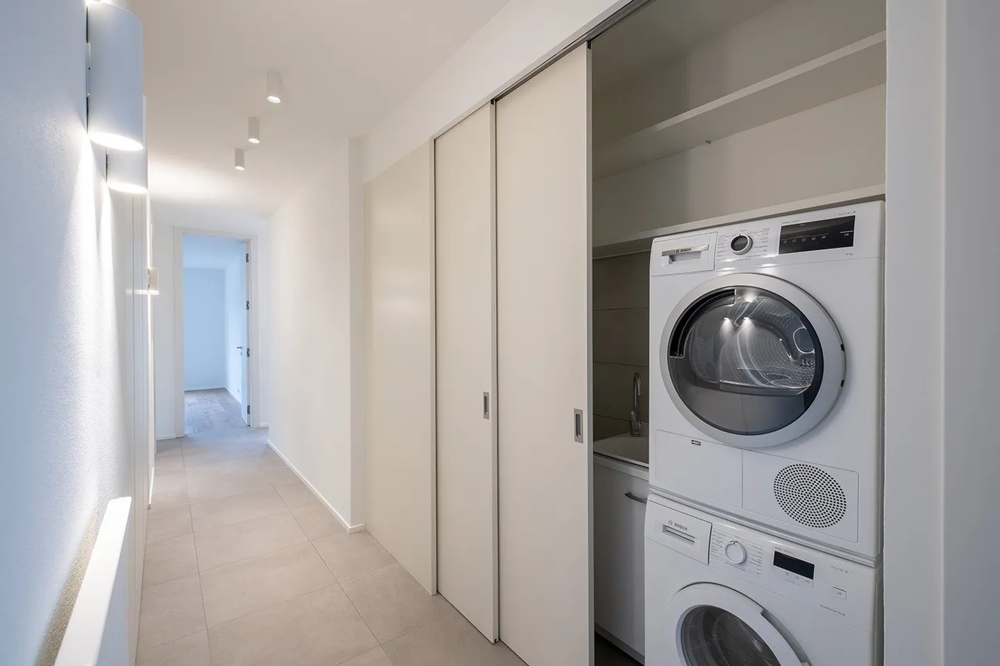 Attique avec 6,5 pièces et vue panoramique sur la ville de Lugano - Photo 13 sur 17