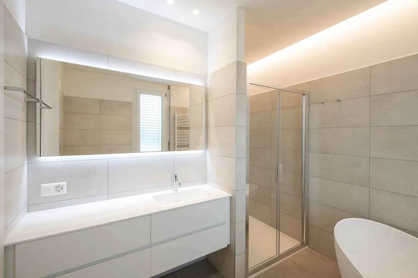 Attique avec 6,5 pièces et vue panoramique sur la ville de Lugano - Photo 16 sur 17