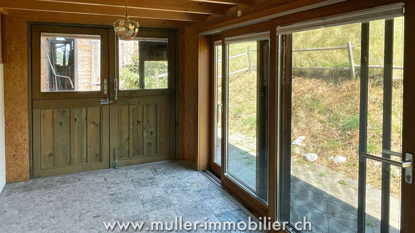 Maison charmante au milieu des prairies, près de Romont - Photo 9 sur 13