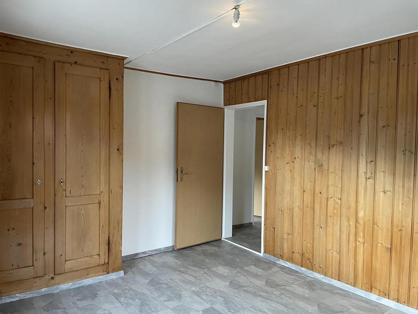 Helle 4.5-Zimmer-Wohnung - Foto 4 von 9