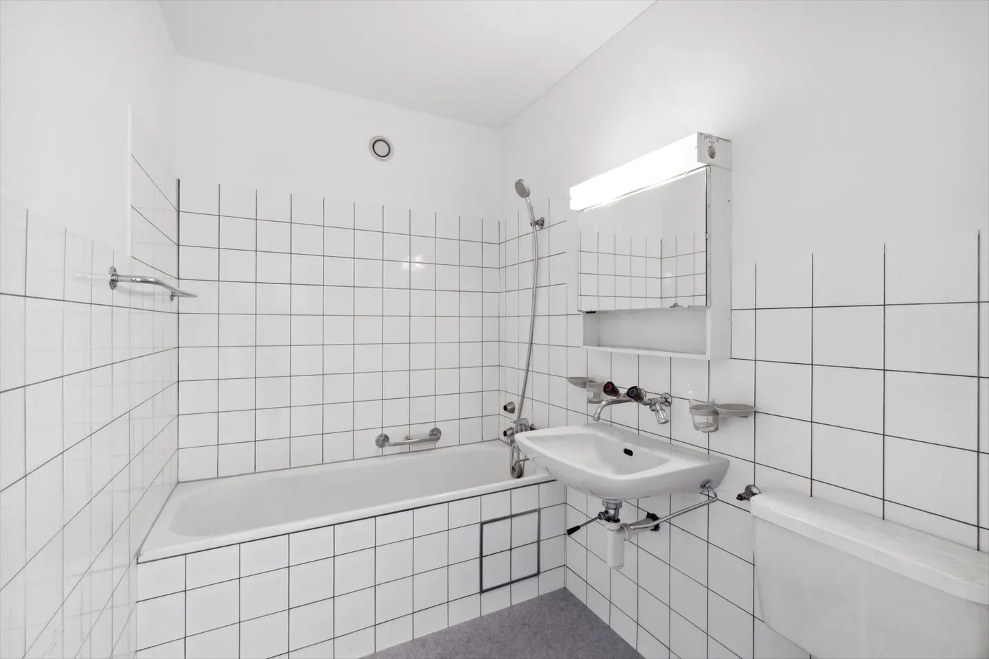 Charming apartment in the heart of Kleinbasel - Photo 5 of 8