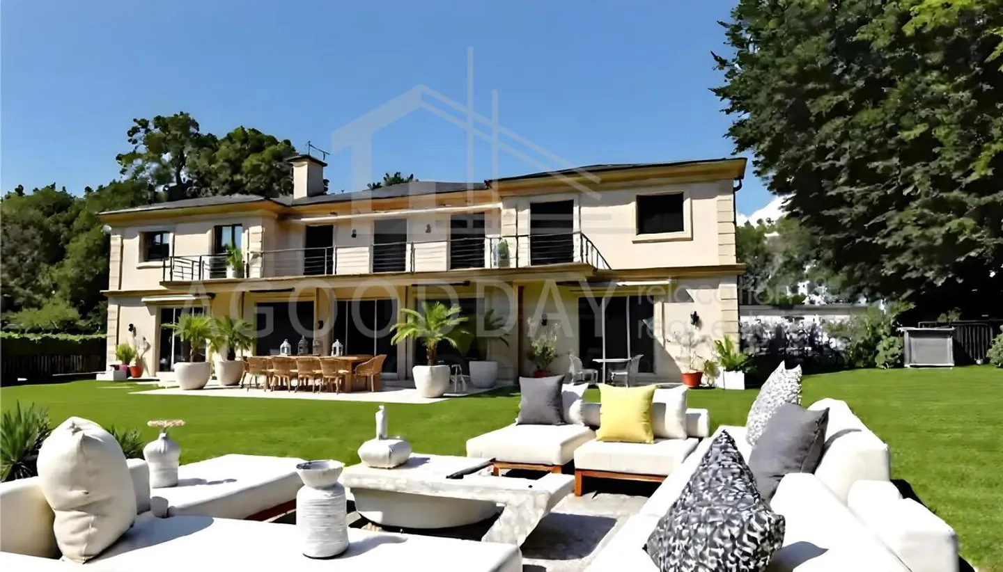 Magnifique maison principale à Versoix avec maison annexe dans un cadre verdoyant - Photo 1 sur 9