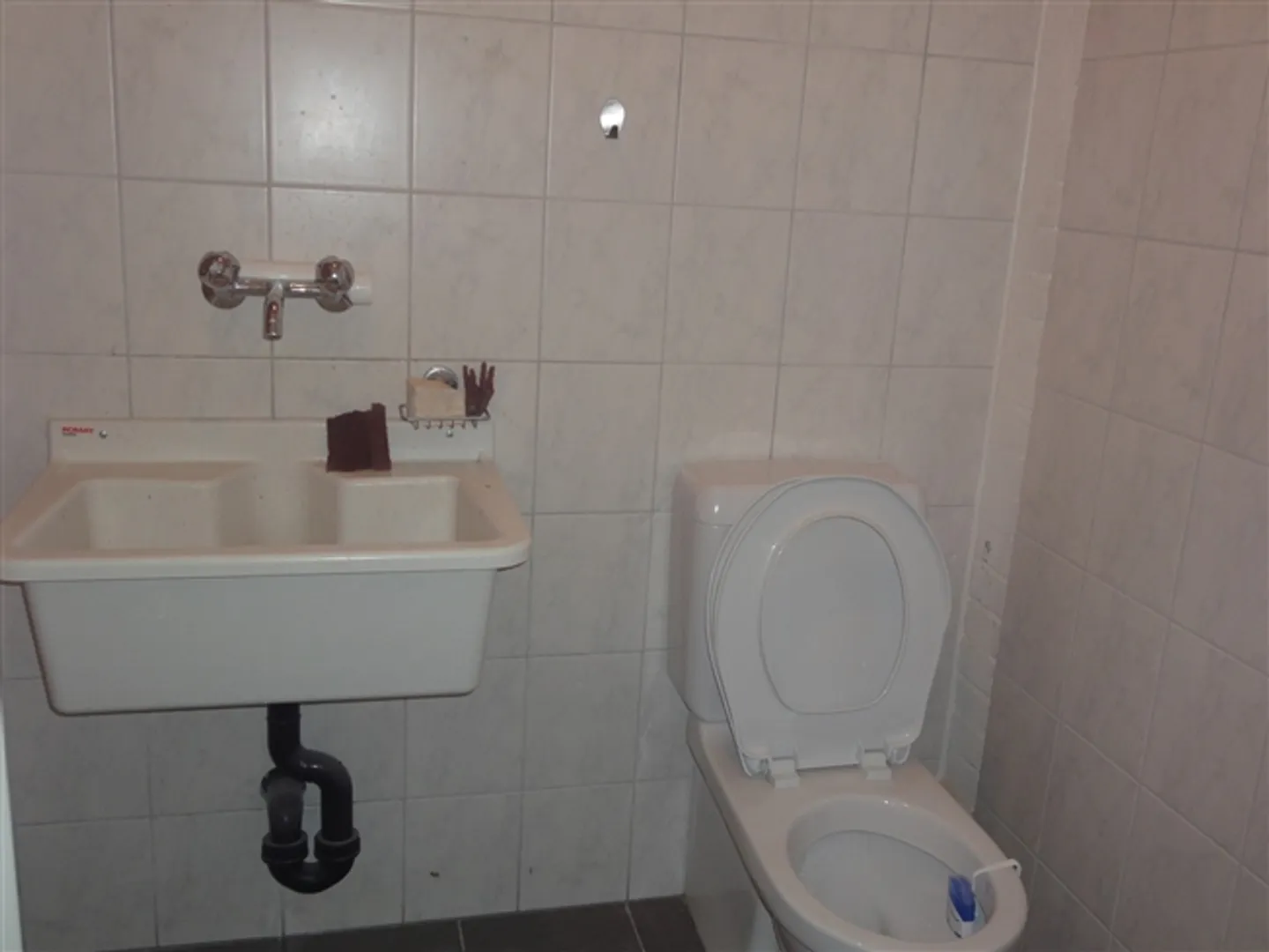 «Gewerbe zu vermieten, Bözingenstrasse 146, in Biel/Bienne, Schweiz» - Foto 3 von 3