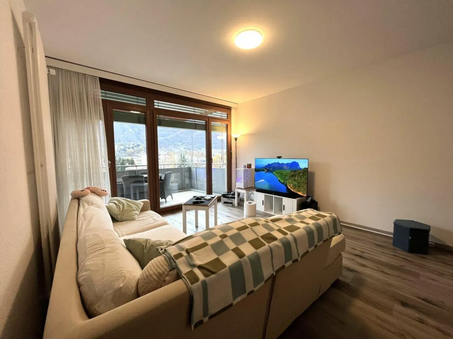 Appartement 3,5 pièces attrayant et lumineux à vendre - Photo 2 sur 6