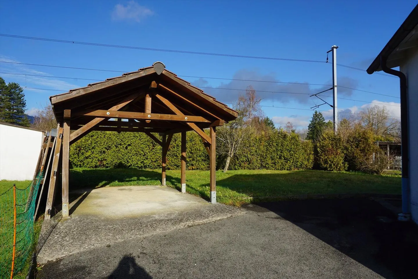 ARI-252 - Maison individuelle sur une parcelle de 904 m2 - Photo 6 sur 13