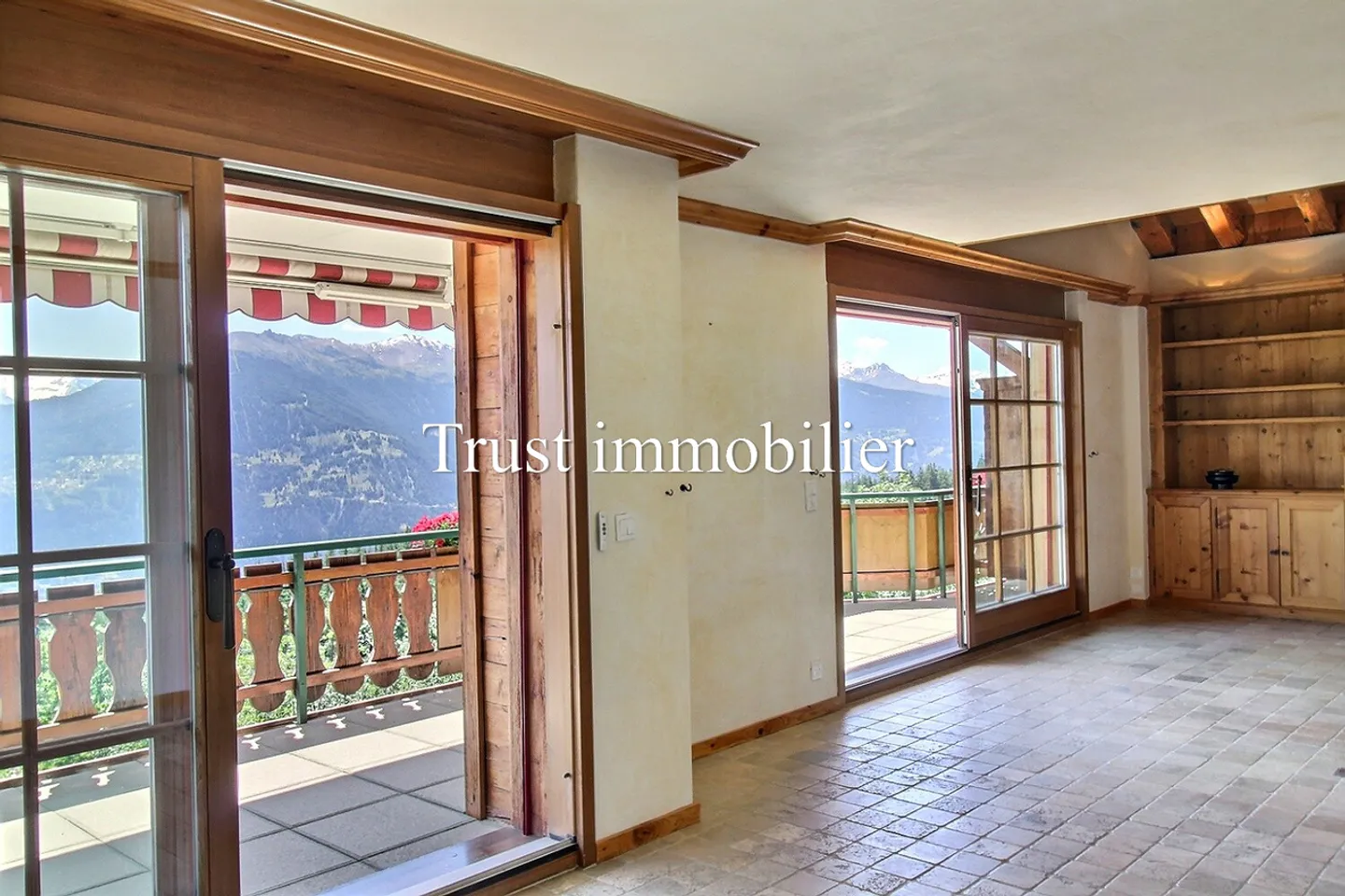3006. Seducente semi-attico di 3,5 pcs a Crans-Montana - Foto 4 di 20