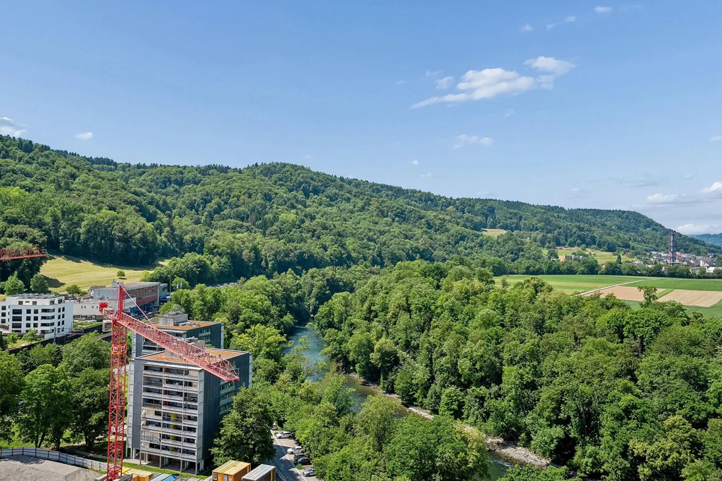 Exclusive 2.5-room apartment on the upper floor with panoramic views in Baden - Photo 12 of 13
