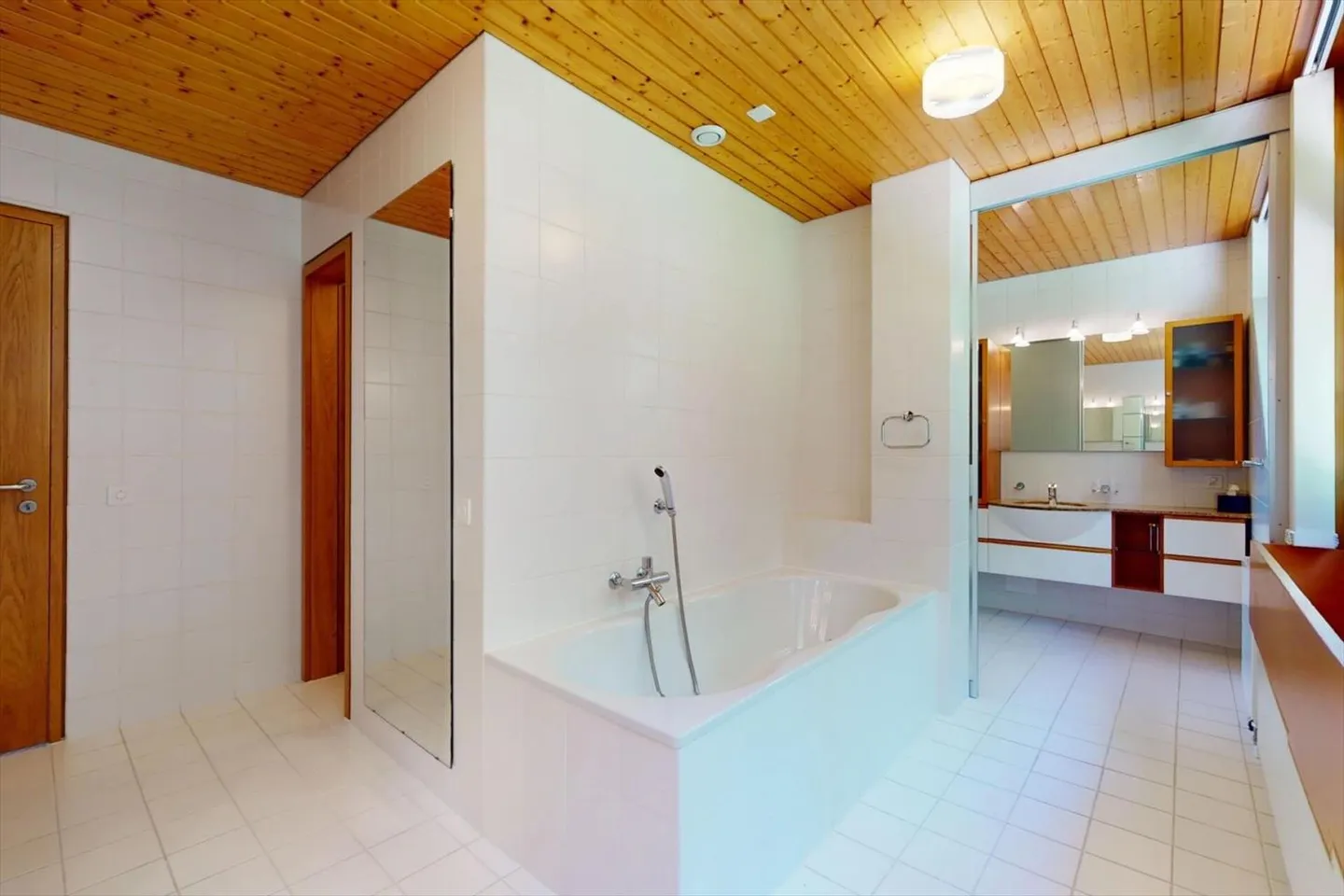 A JONGNY, bellissimo appartamento di 4,5 locali con vista mozzafiato sul lago! - Foto 11 di 13
