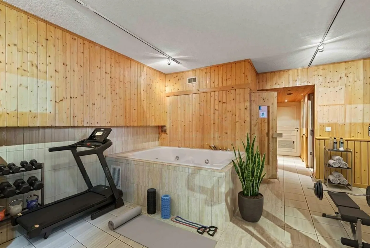 Charming village house with independent duplex studio - Photo 11 of 13