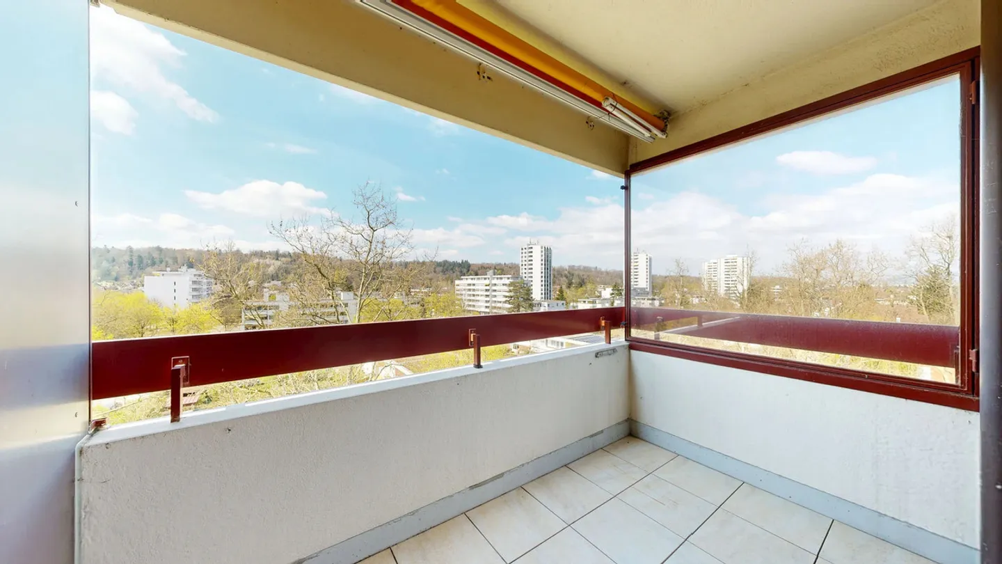 Appartamento centrale di 4 stanze con balconi - Foto 11 di 23