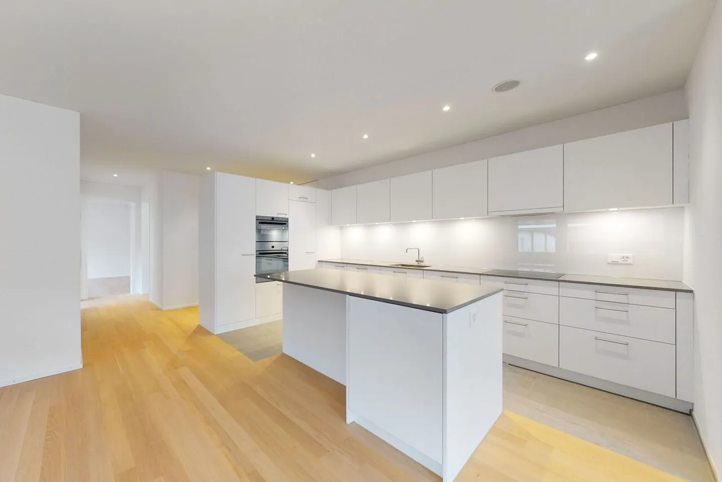 Moderne 5.5-Zimmerwohnung - Foto 7 von 9