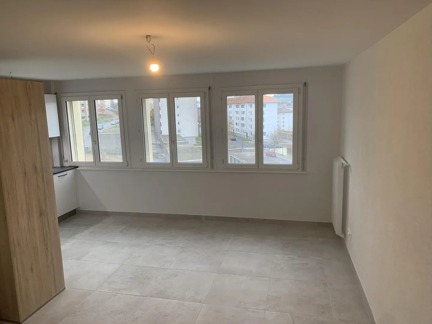 Charming 3-Room Apartment - Photo 2 of 7