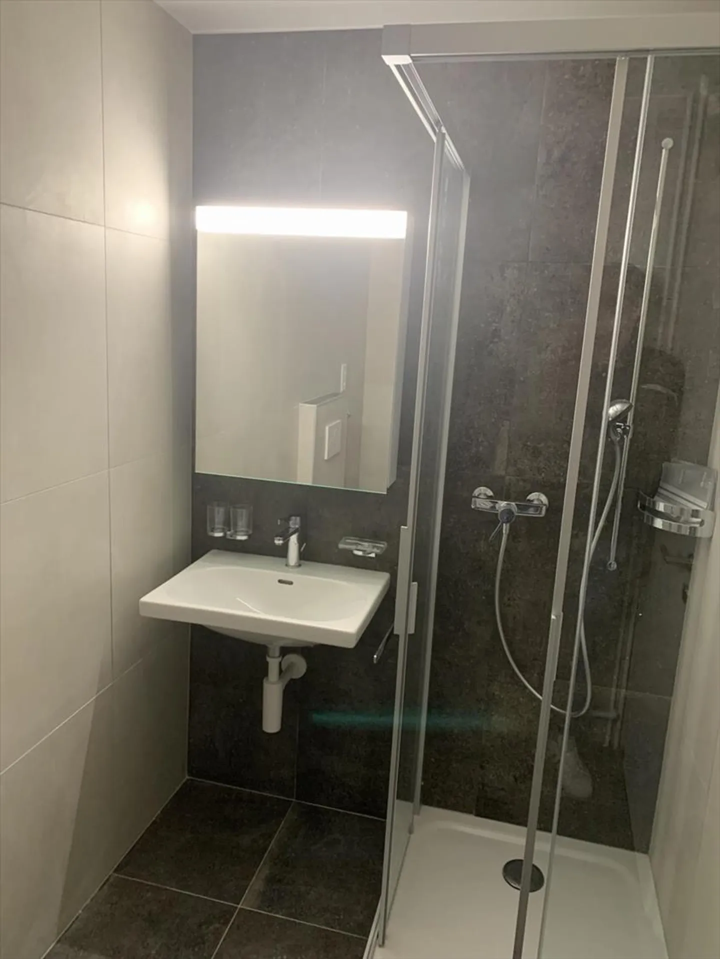 Charming 3-Room Apartment - Photo 3 of 7