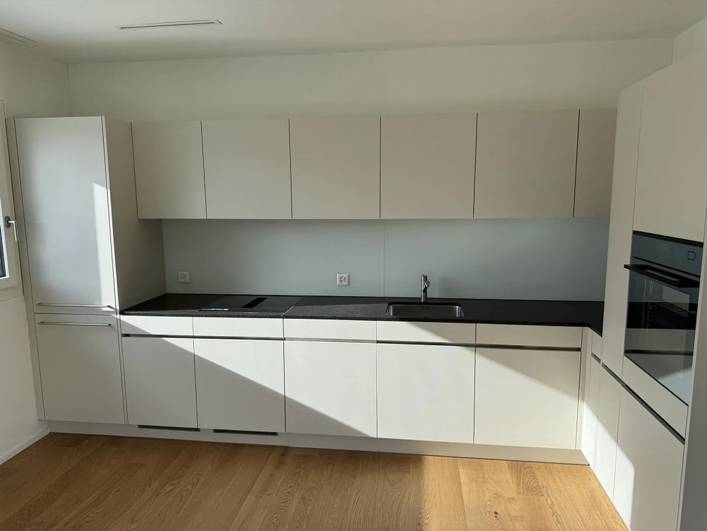 Neue 3.5-Zimmerwohnung in Cazis - Foto 1 von 4