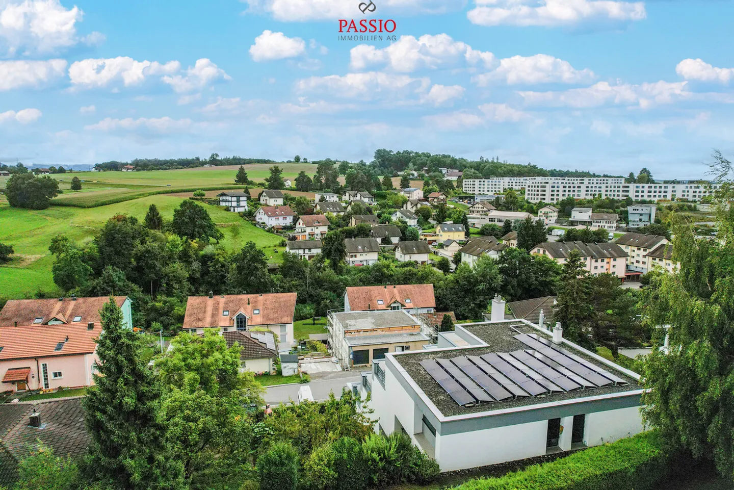Geräumige Terrassenwohnung mit Aussicht - Foto 3 von 27