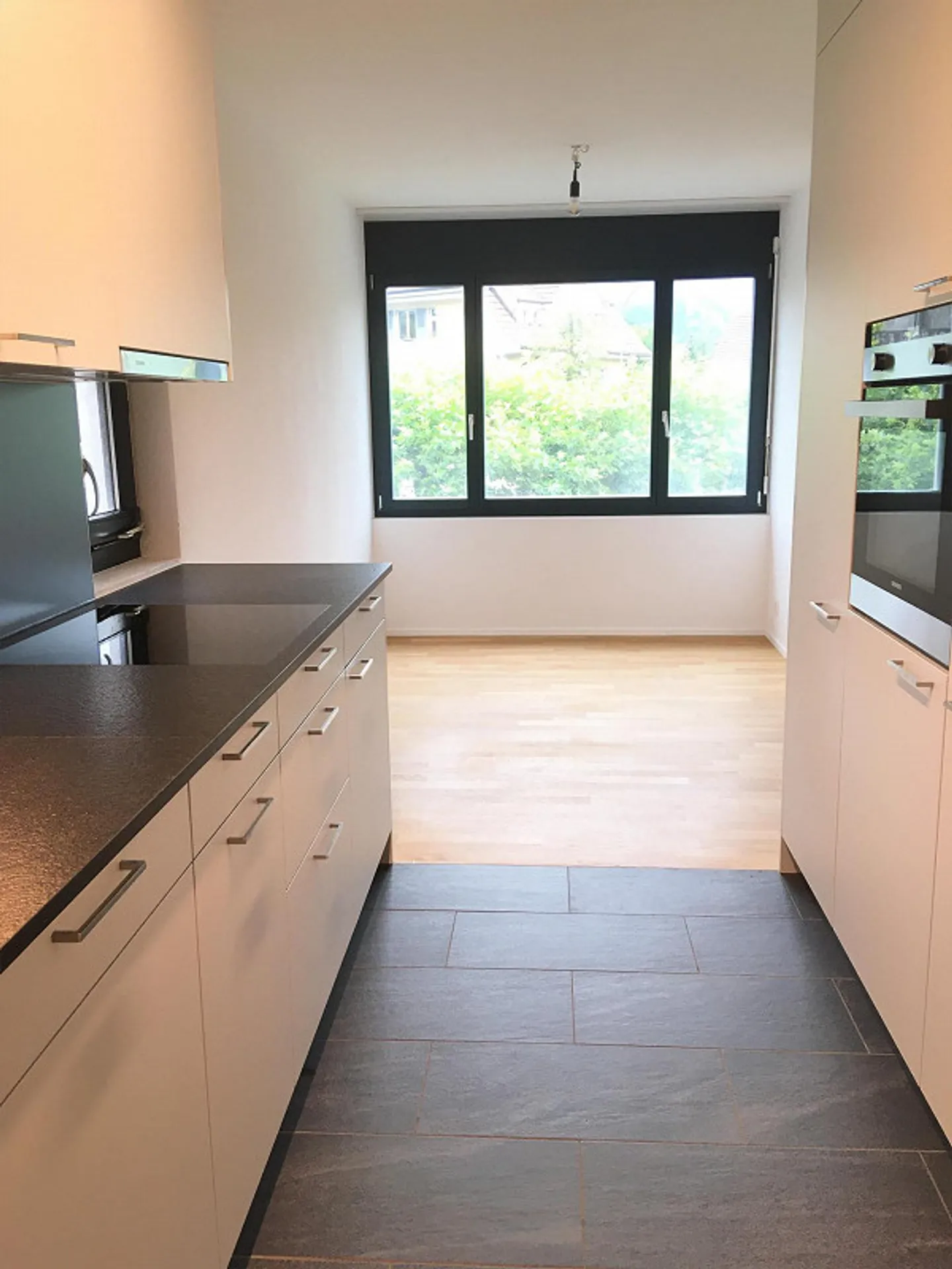 Maison de rêve au Friedhofwäg à Thun ! - Photo 3 sur 11