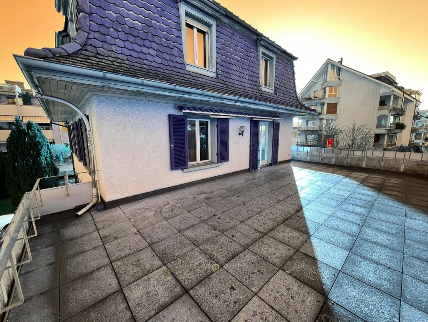 Modernes Apartment mit Terrasse - Foto 1 von 5