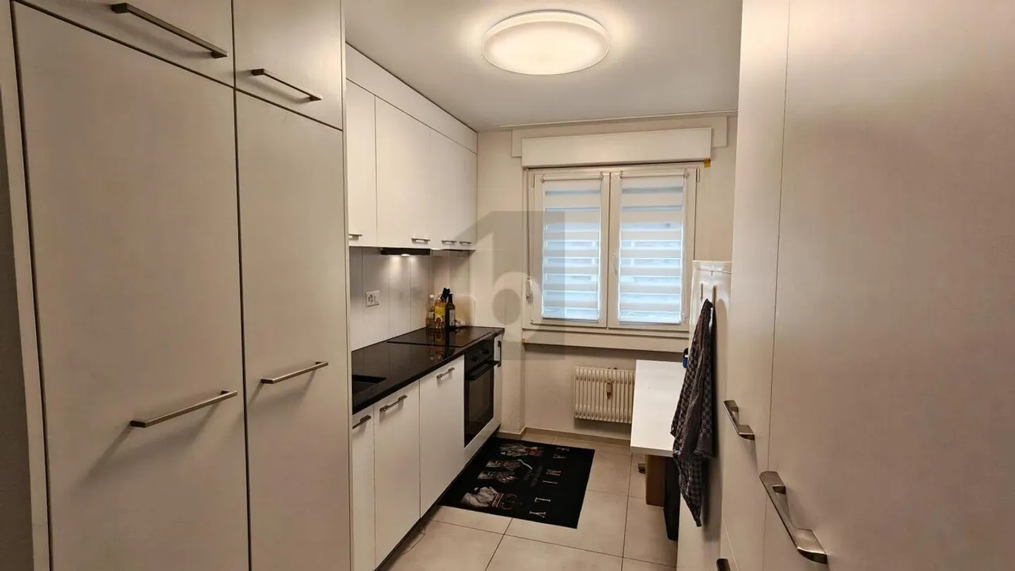 ATTRACTIVE FLOOR PLAN WITH BALCONY - Photo 2 of 6