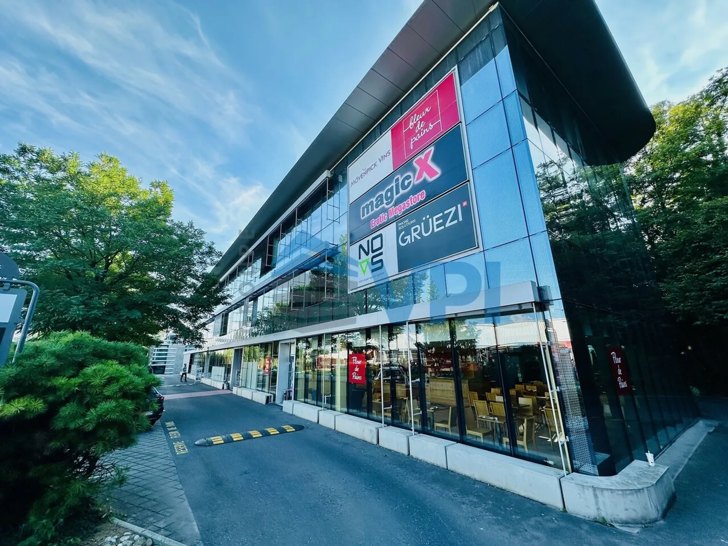 Crissier - uffici moderni di circa 290 m2 - Foto 1 di 12