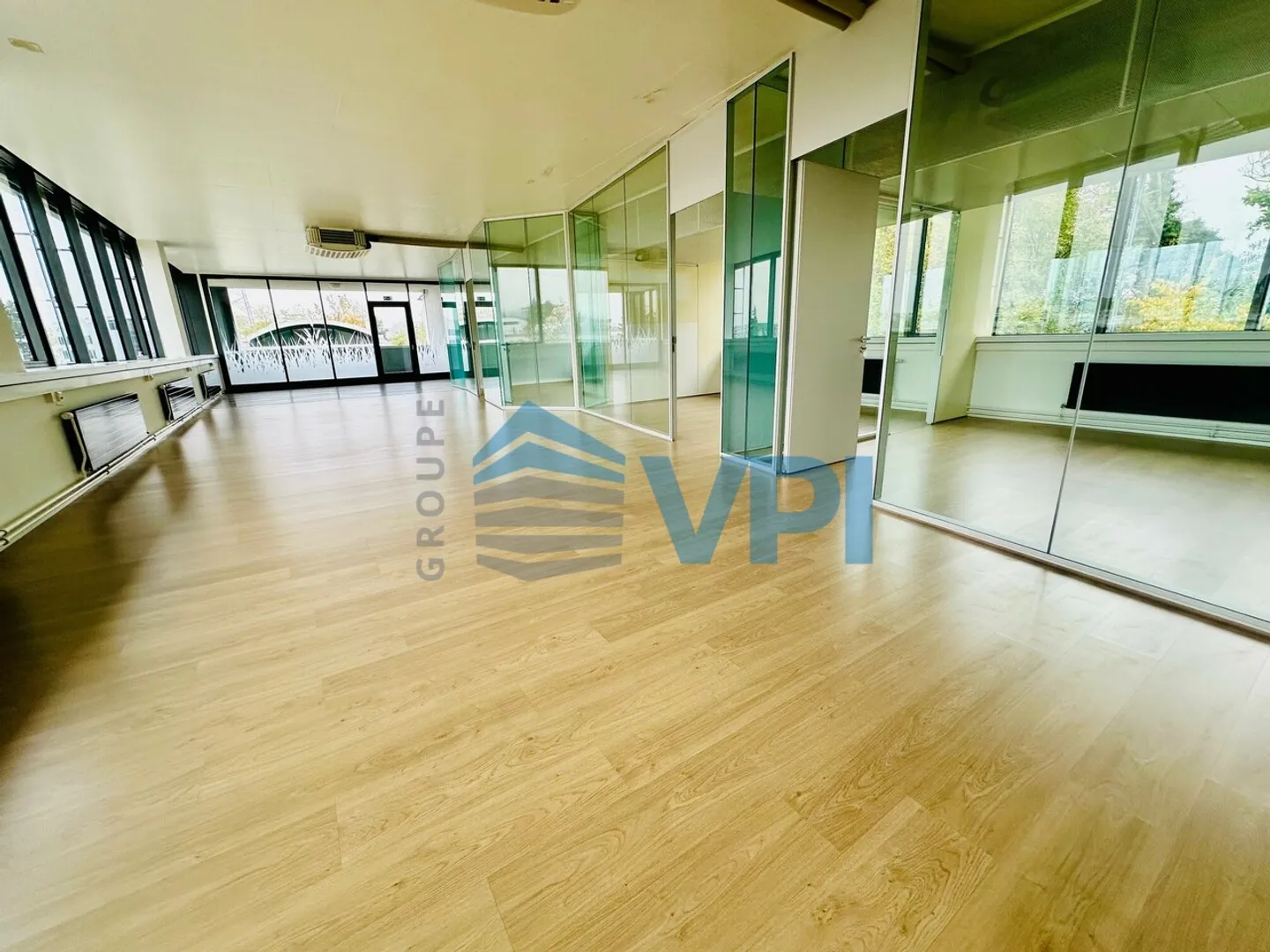 Crissier - uffici moderni di circa 290 m2 - Foto 3 di 12