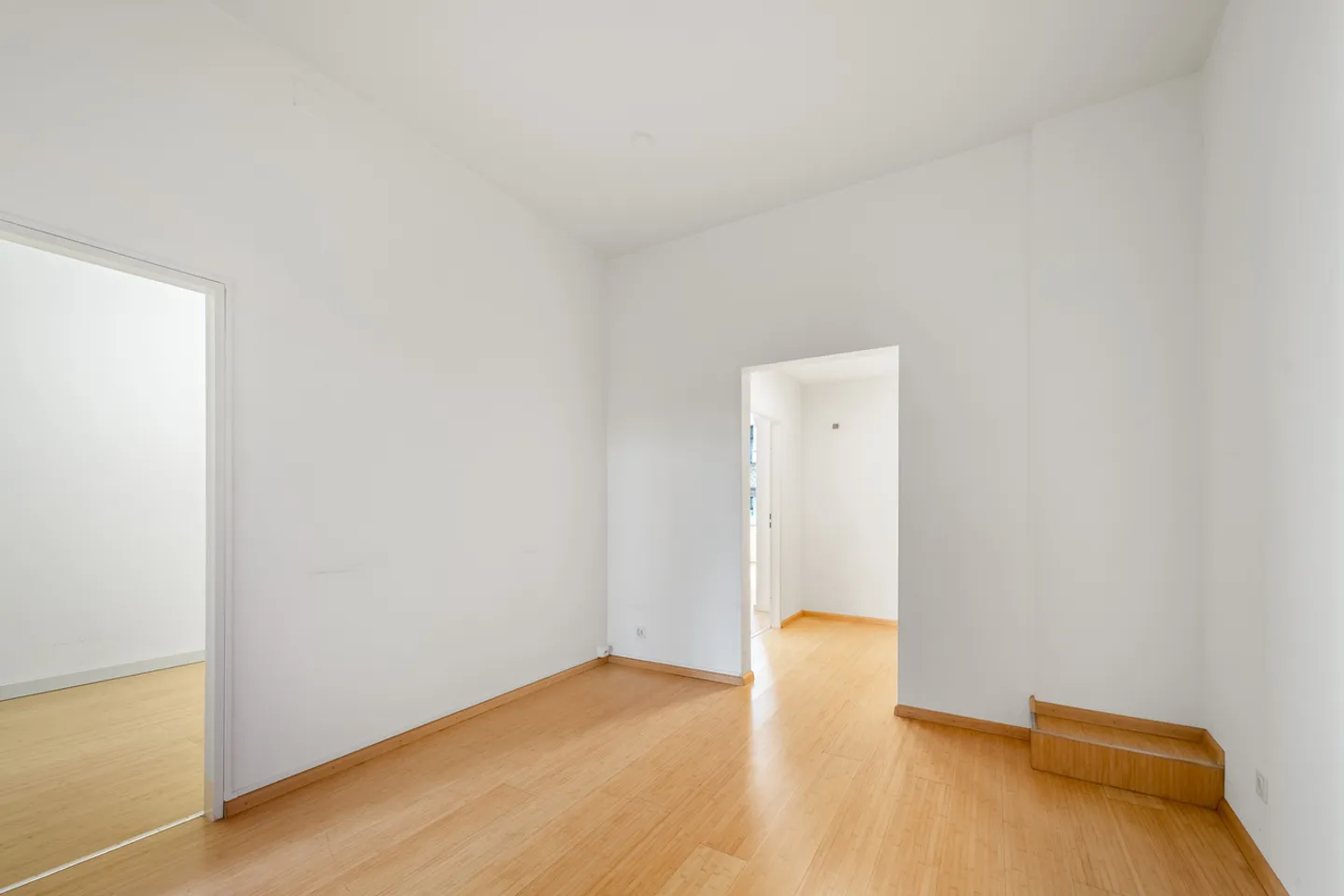 Espace Commercial dans un Emplacement Central - Photo 10 sur 13