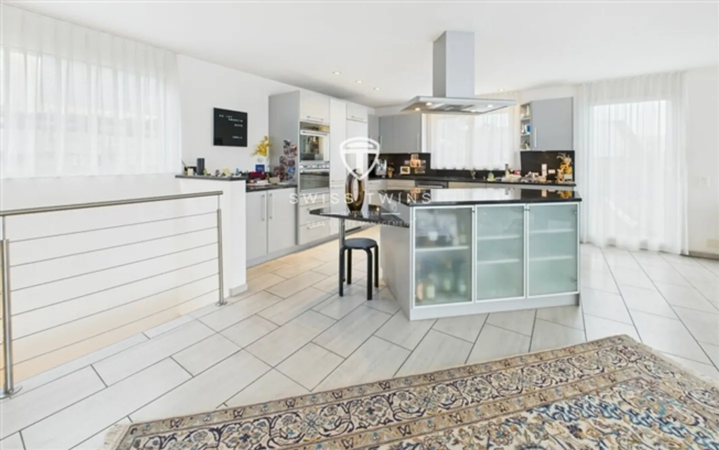 5½-Room Maisonette Apartment with Panorama and Mountain View - Photo 7 of 20