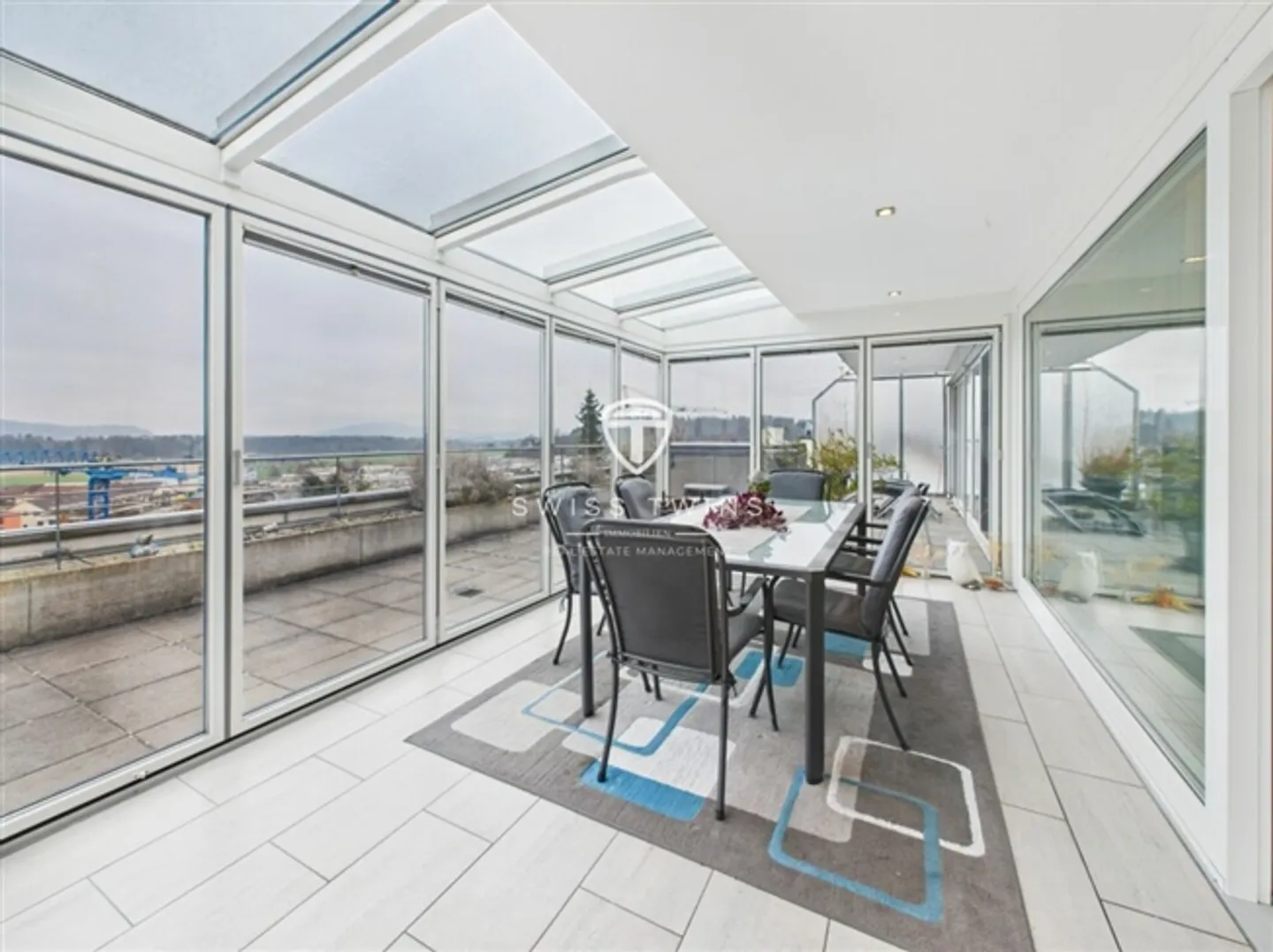 5½-Room Maisonette Apartment with Panorama and Mountain View - Photo 8 of 20