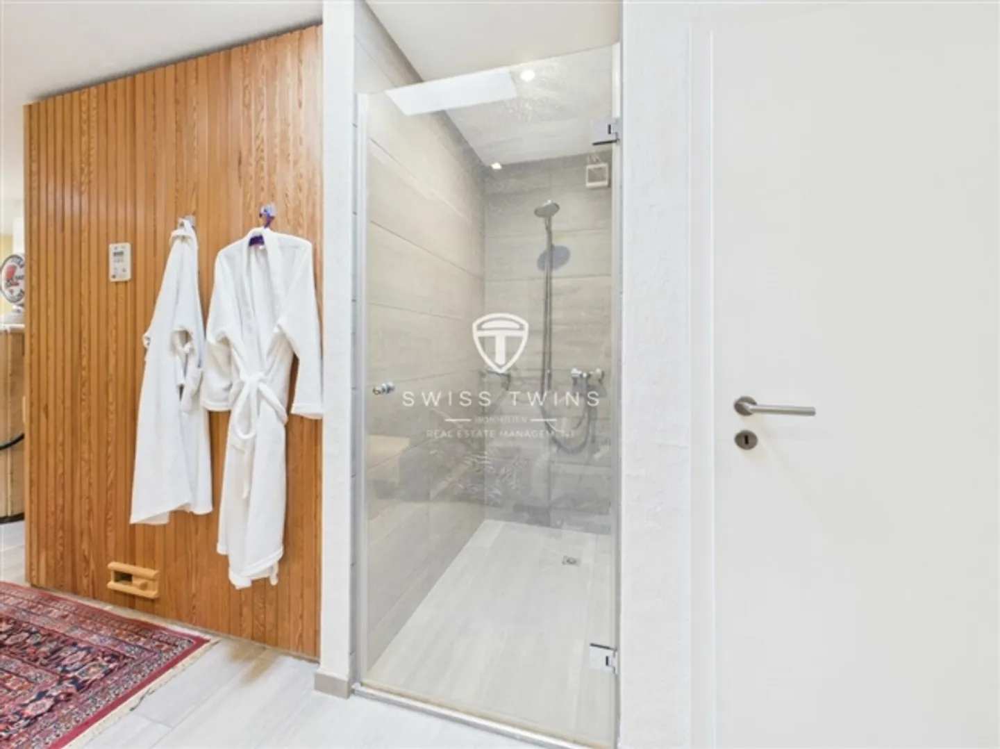 5½-Room Maisonette Apartment with Panorama and Mountain View - Photo 9 of 20