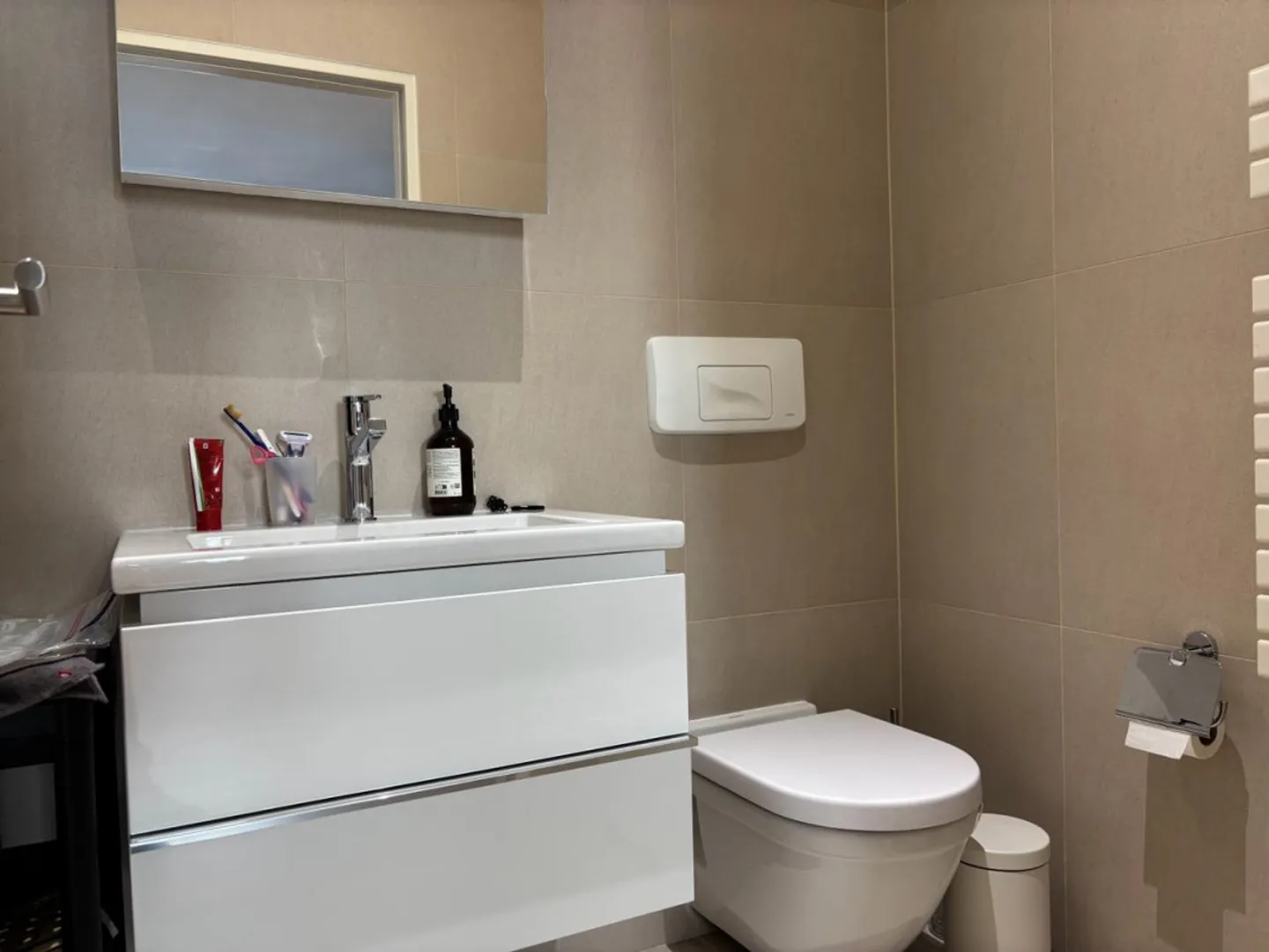 Wunderschöne und neue 3-Zimmer-Wohnung, im Hyperzentrum von Genf - Foto 9 von 9