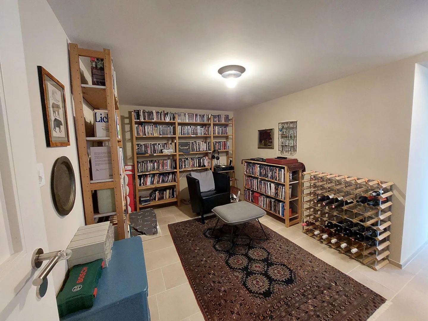 Terrace Apartment with Privacy - Photo 11 of 20