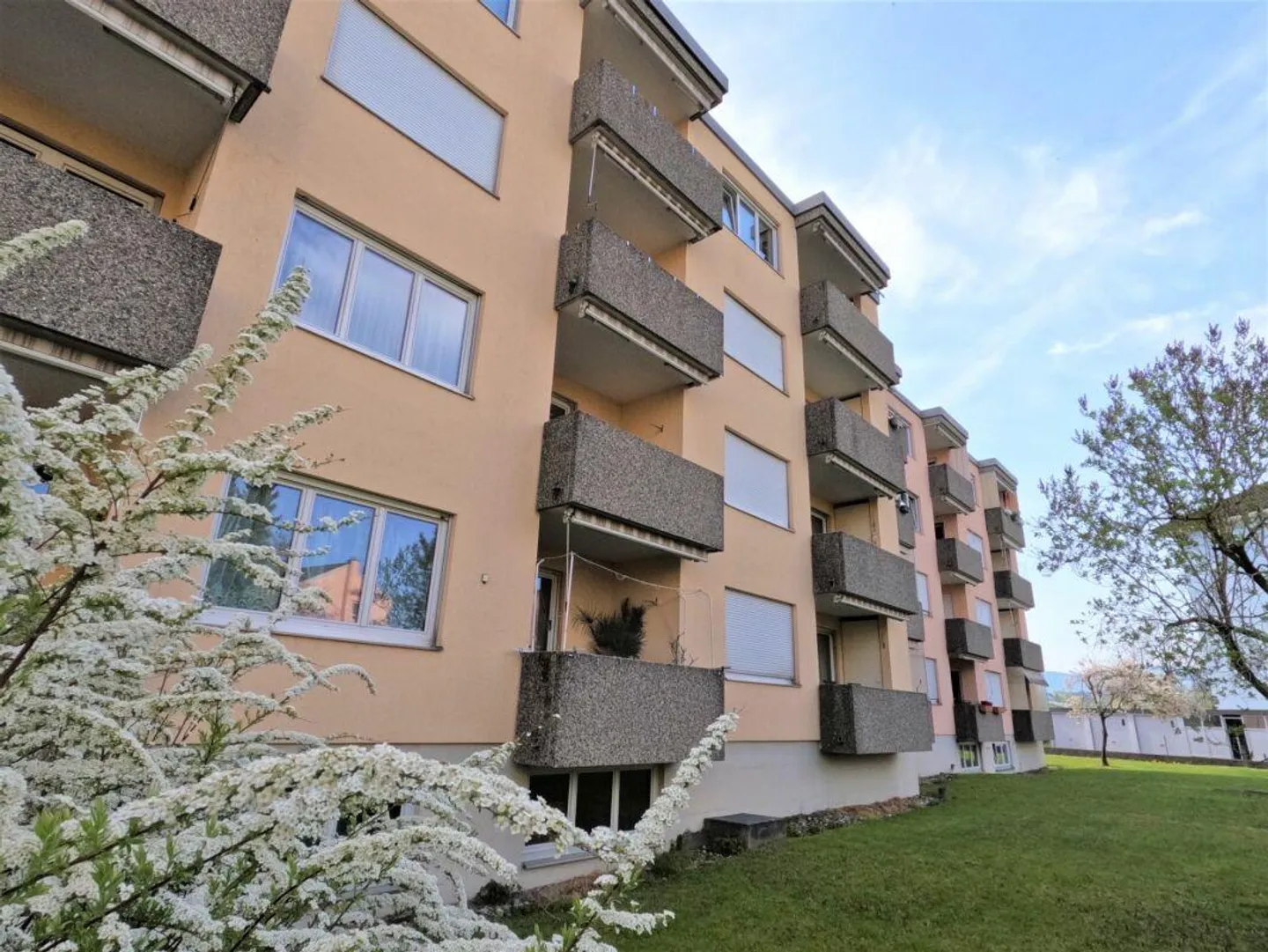 Charmante Wohnung mit Balkon - Foto 1 von 7