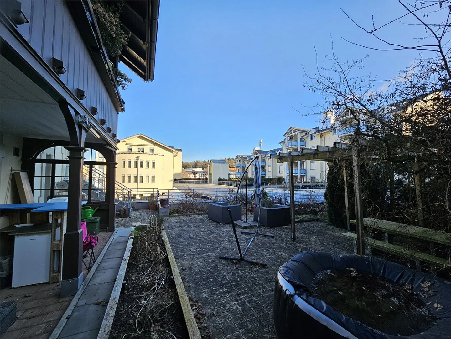 Appartement de 5 pièces au centre avec jardin et pergola - Photo 15 sur 22