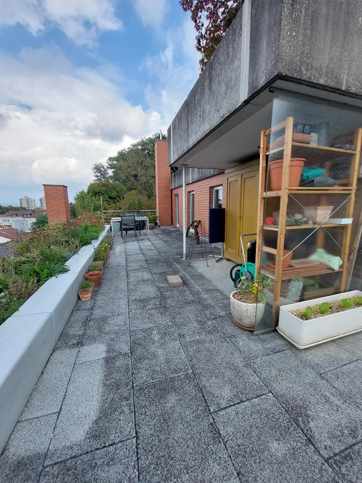 Terrace Apartment with Privacy - Photo 18 of 20