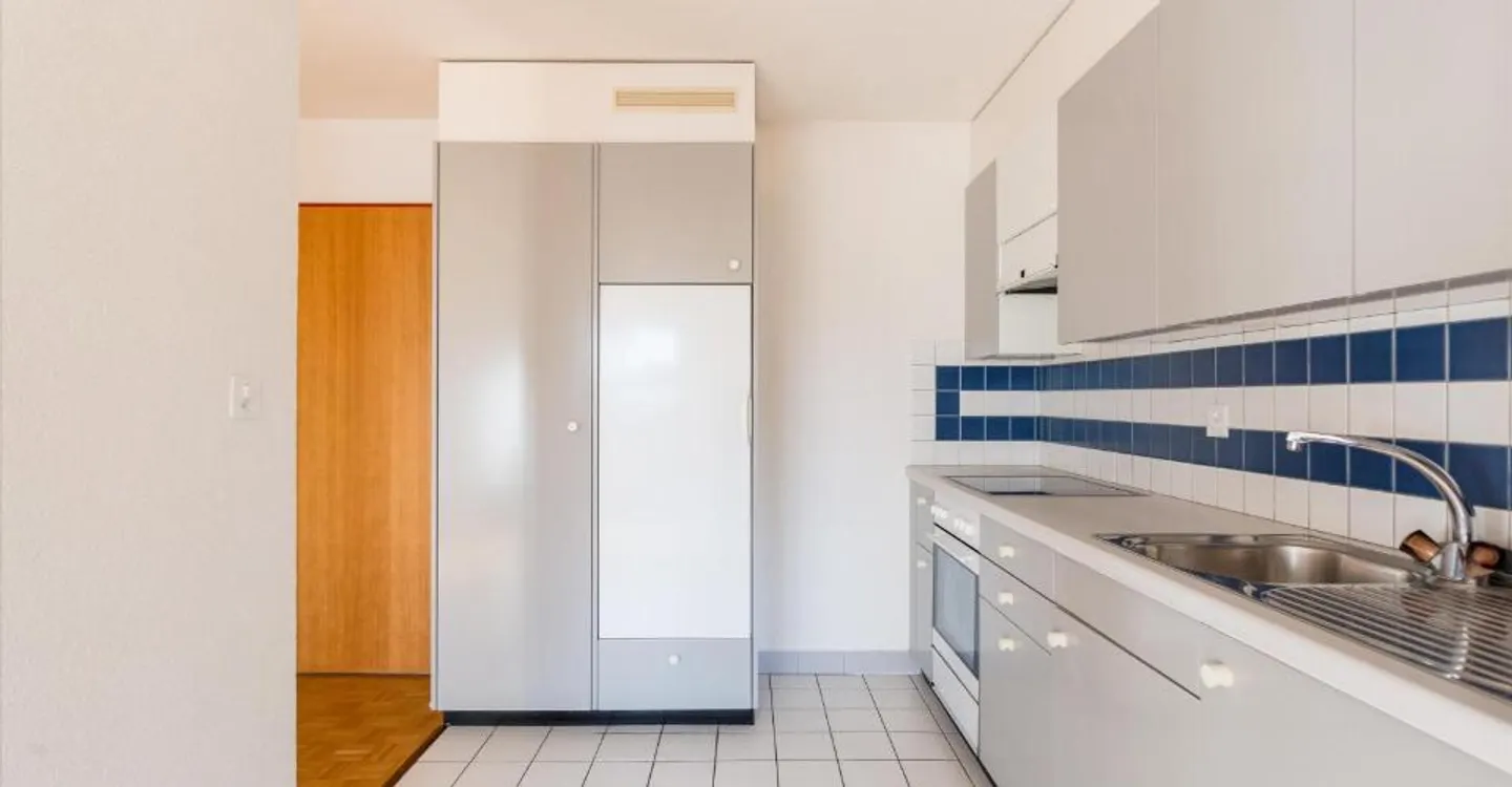 2.5 room rental with free deposit - Photo 3 of 6
