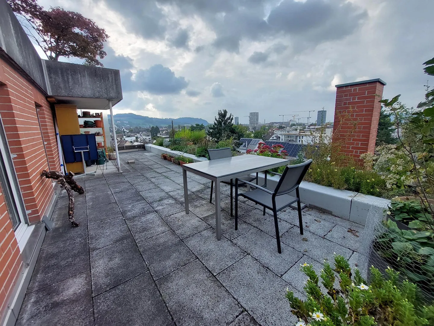 Terrace Apartment with Privacy - Photo 17 of 20