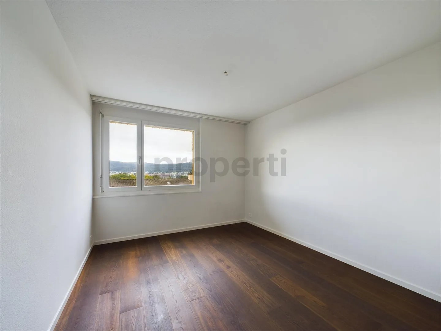 «Möblierte 3.5-Zimmer Wohnung im Kreis 10 mit schöner Weitsicht» - Foto 6 von 10